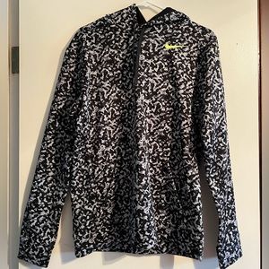 Womens Nike Hoodie. Size Medium.
